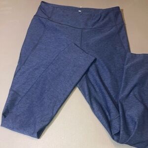 Outdoor Voices leggings size Medium